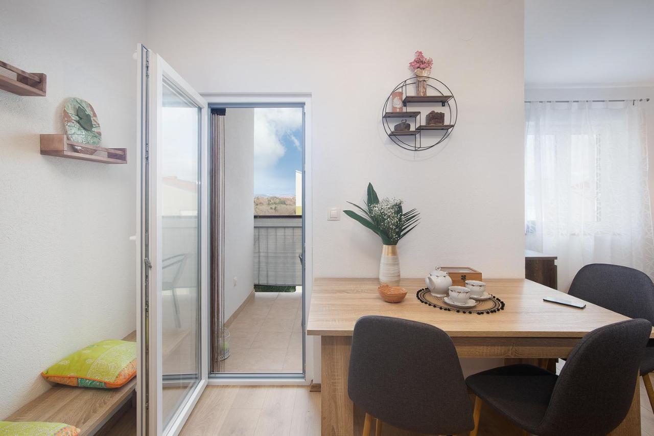 Apartment Little Gallery **** Ρόβινι Εξωτερικό φωτογραφία